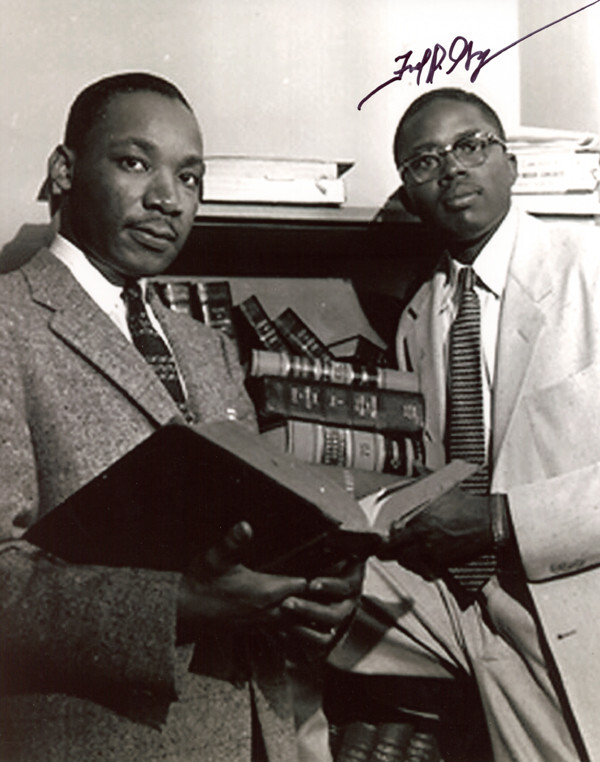 FRED GRAY SIGNED 8x10 PHOTO MARTIN LUTHER KING CIVIL RIGHTS ACTIVIST BECKETT BAS