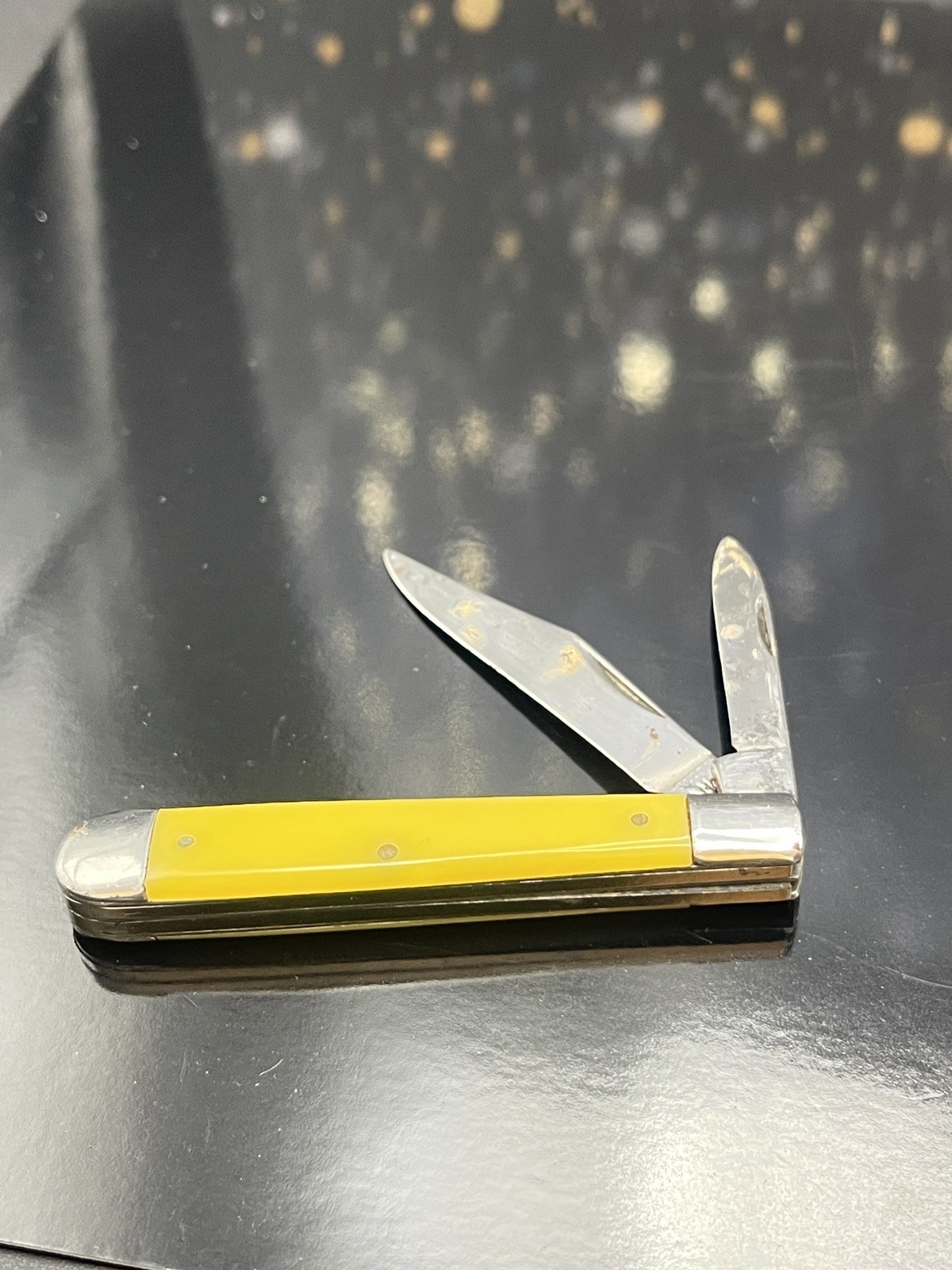 Vintage CAMCO USA 512 2 Blade Pocket Knife Yellow Handle Camillus Folding Knife Vintage CAMCO USA 512 2 Blade Pocket Knife Yellow Handle Camillus Folding Knife