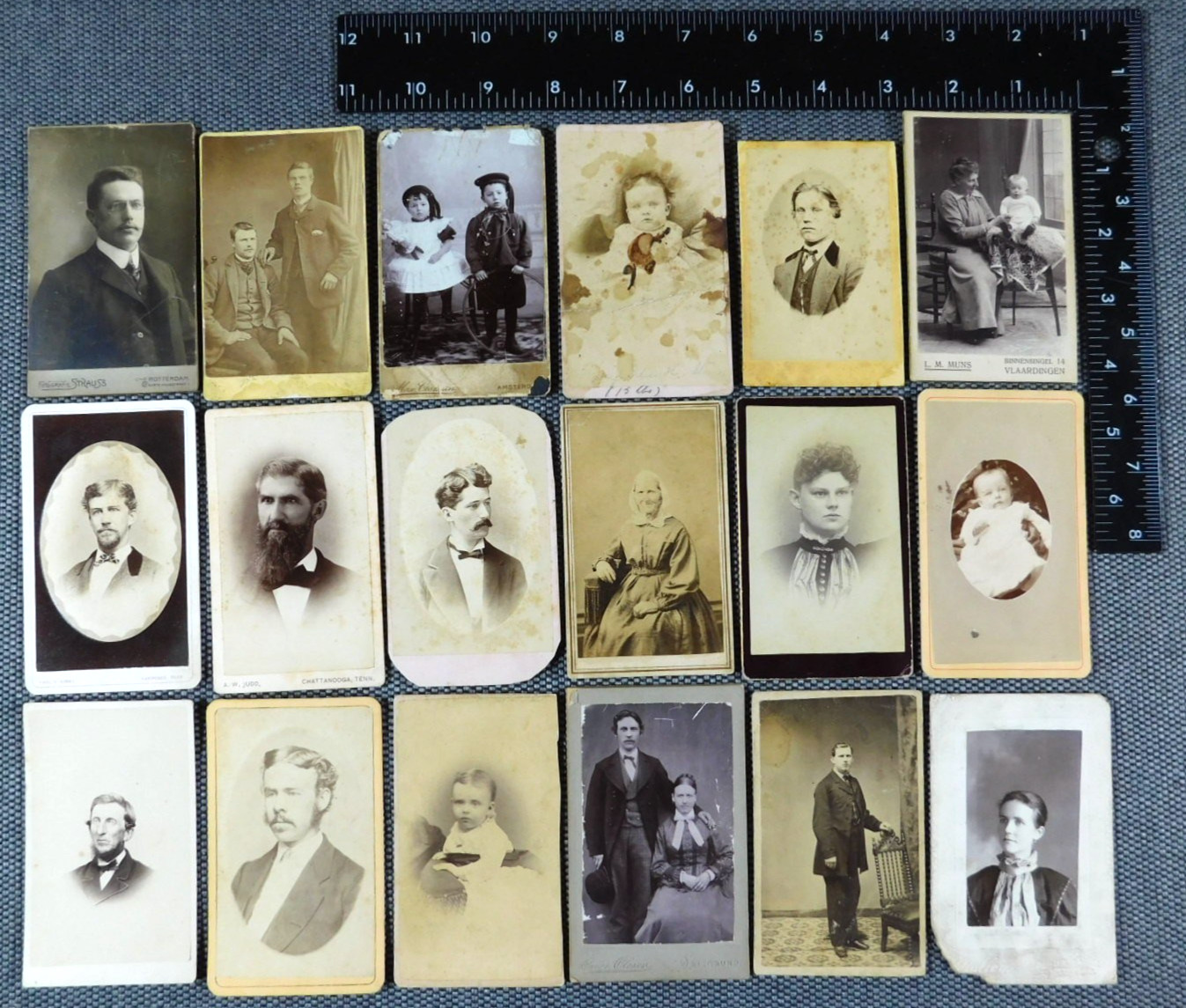 [18] ANTIQUE VARIOUS PLACES - MEN / WOMEN / CHILDREN CDV LOT COLLECTIBLES LOT