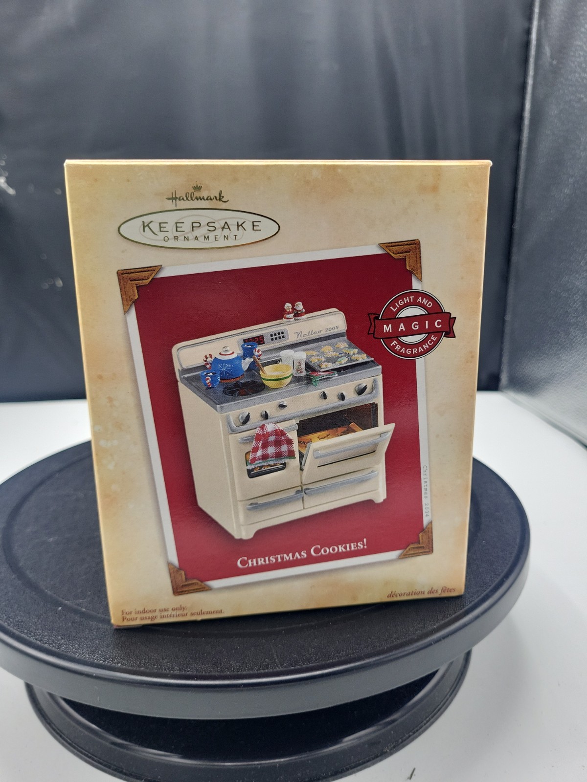 2004 Christmas Cookie (Kitchen) Hallmark Keepsake Christmas Tree Ornament  NIB