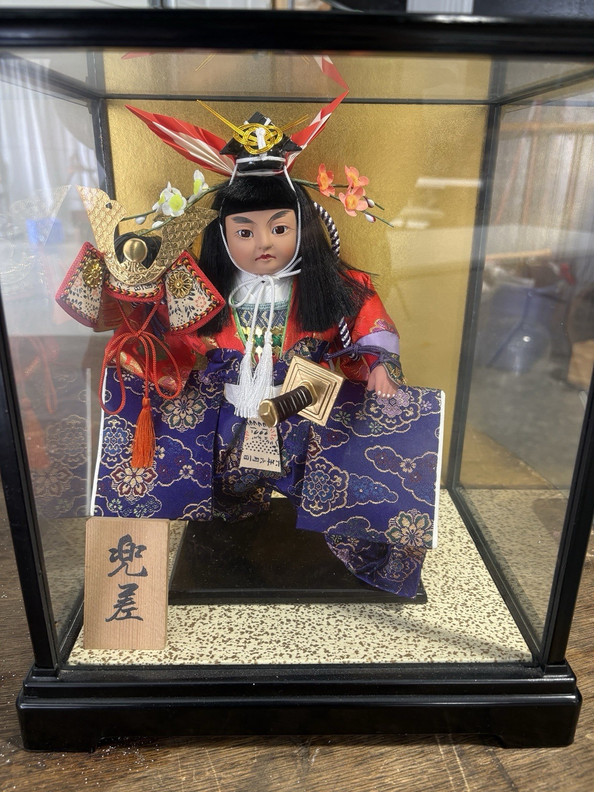 VINTAGE JAPANESE SAMURAI DOLL IN GLASS CASE VINTAGE JAPANESE SAMURAI DOLL IN GLASS CASE