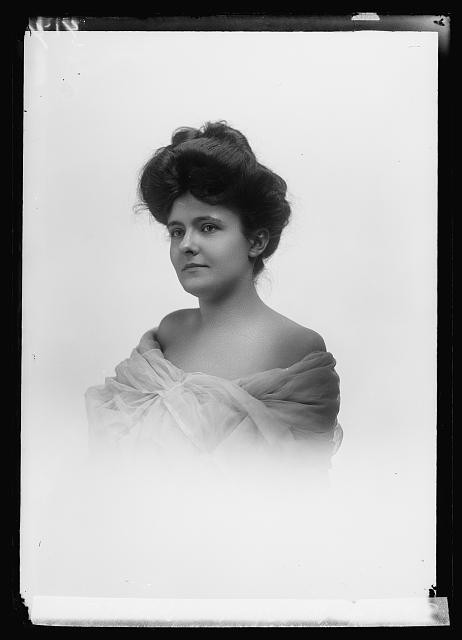 Photo:M. Schotta Portrait Woman Vintage Studio Photograph c1905-1906