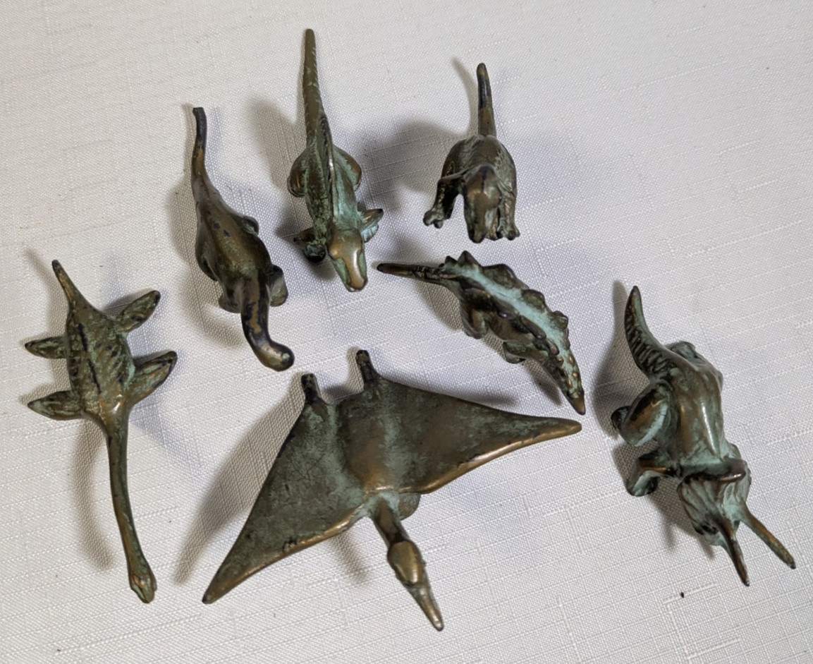 Lot of 7 Vintage SRG Sell Rite Gifts Bronze Dinosaur Figures 1940\'s Patina Lot of 7 Vintage SRG Sell Rite Gifts Bronze Dinosaur Figures 1940\'s Patina