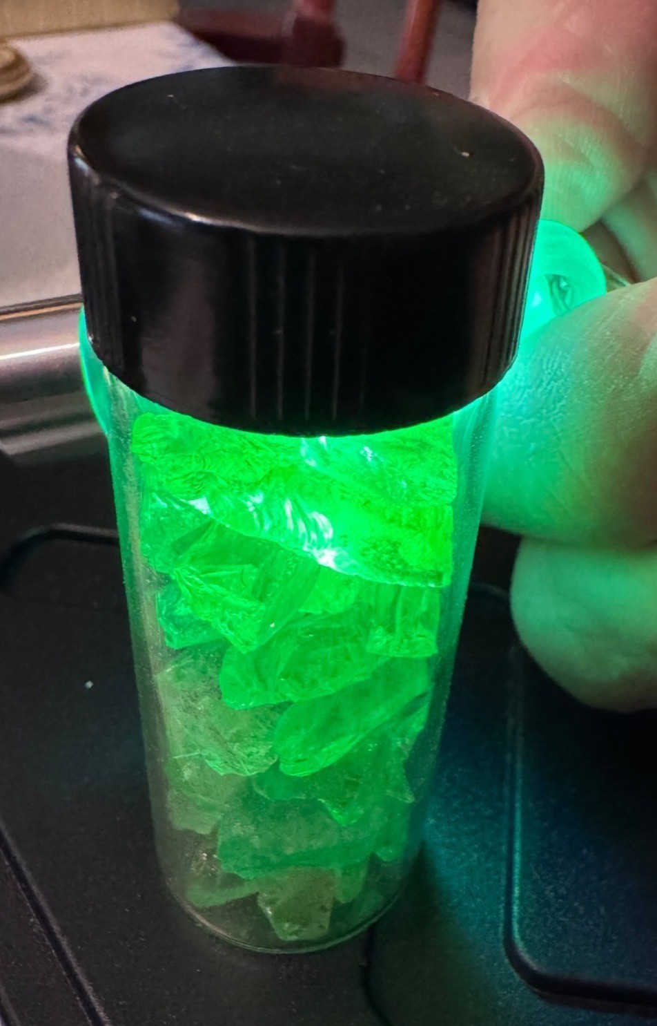 Westmoreland Glass Uranium Vaseline Cullet Shards Vial Bakelite Cap UV Glow
