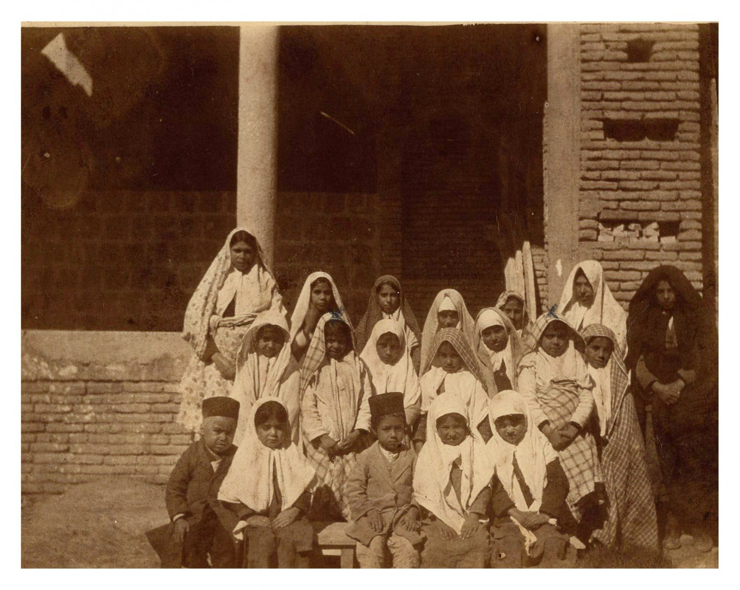 Persia, Kerman girl's school, March 1922 Vintage print, ca. 1922. Print Persia, Kerman girl's school, March 1922 Vintage print, ca. 1922. Print