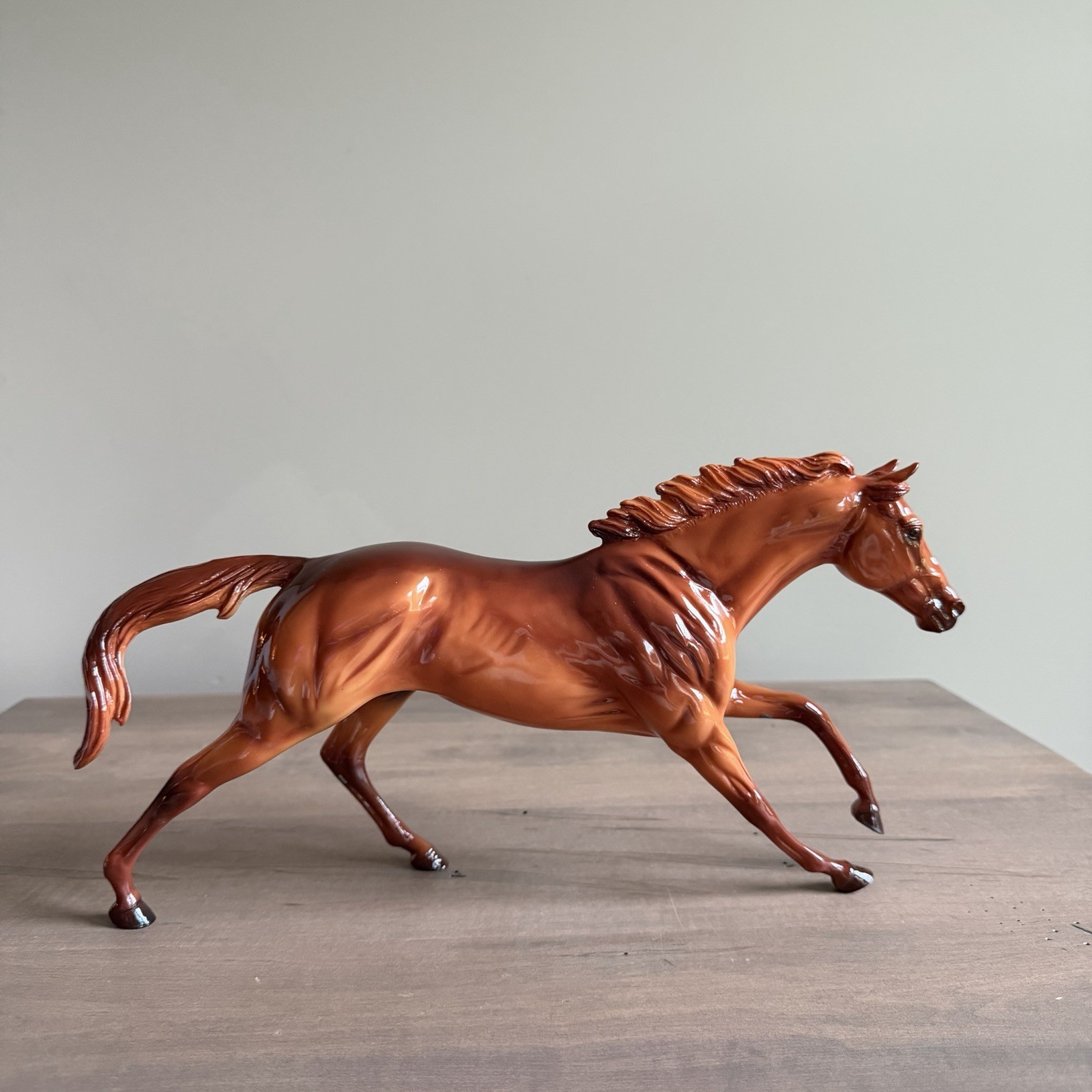 Glossy Affirmed #1192 Breyer Model Horse Traditional Series - Rare 1/1000 Glossy Affirmed #1192 Breyer Model Horse Traditional Series - Rare 1/1000