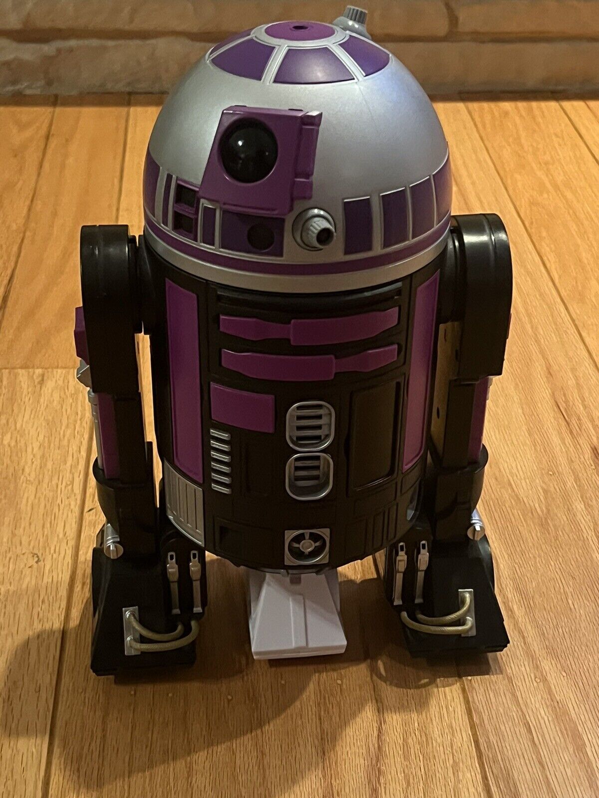 Disney R2-D2 RC Droid Depot Star Wars Galaxy’s Edge Black Body Purple Dome