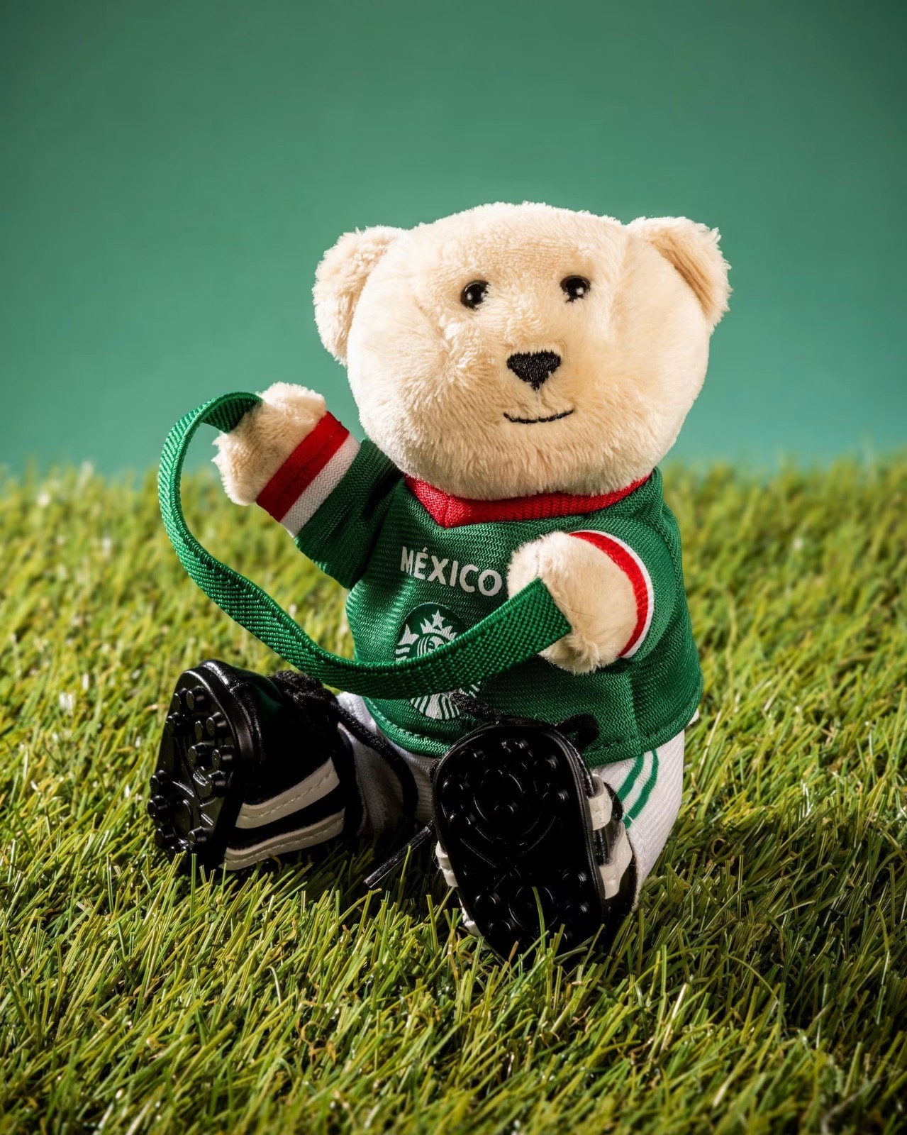 STARBUCKS  WORLD CUP 2026 TEDDY BEAR MEXICO VERY CUTE CUP NOT INCLUDED