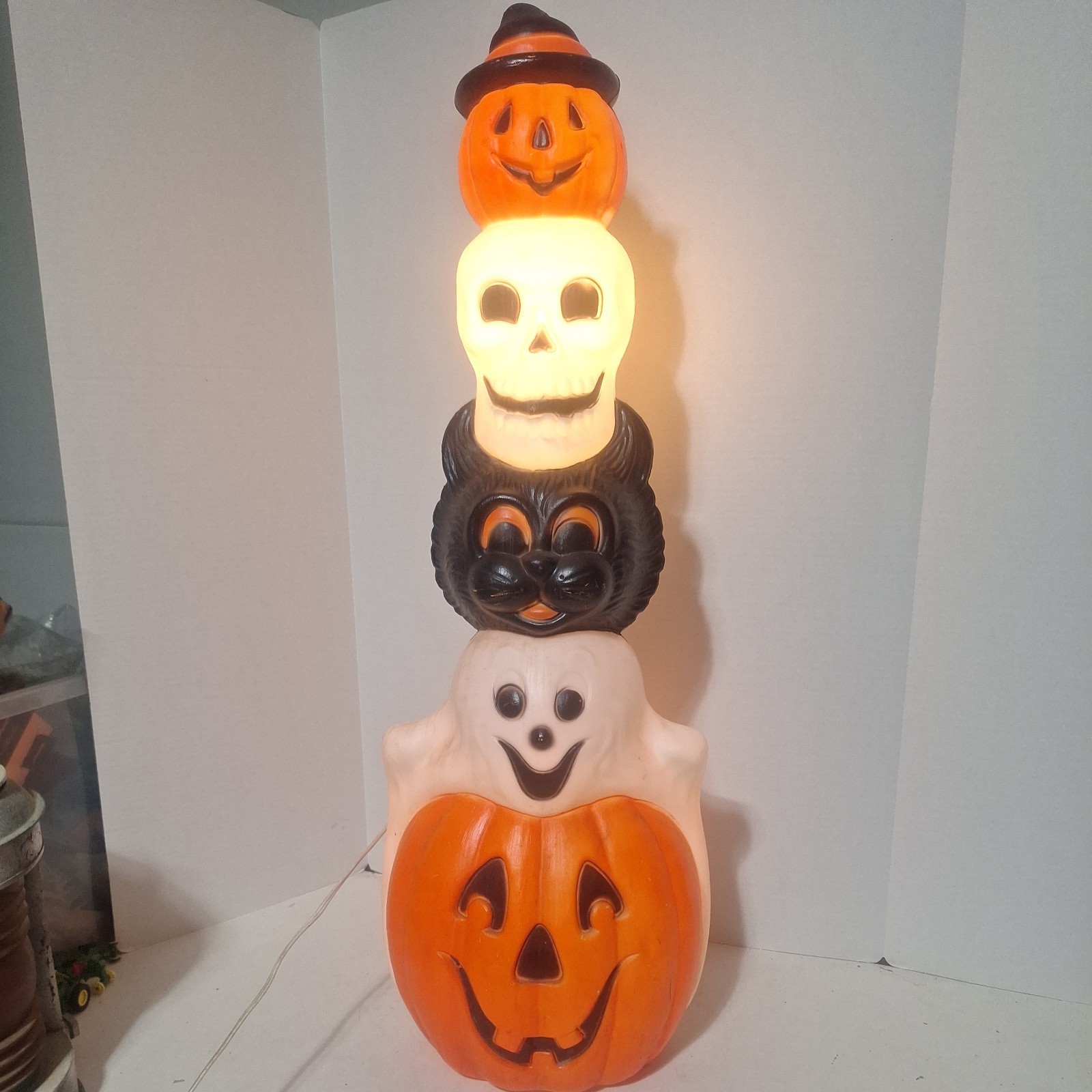 Vintage Empire Halloween Totem Pumpkins Ghost Cat Skull 32 inch Lighted Blowmold