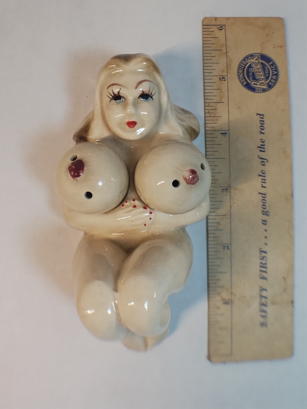 Rare Vintage 1950s Peep Show Salt  Pepper Shakers Naughty Pinup Girl Bar Kitsch