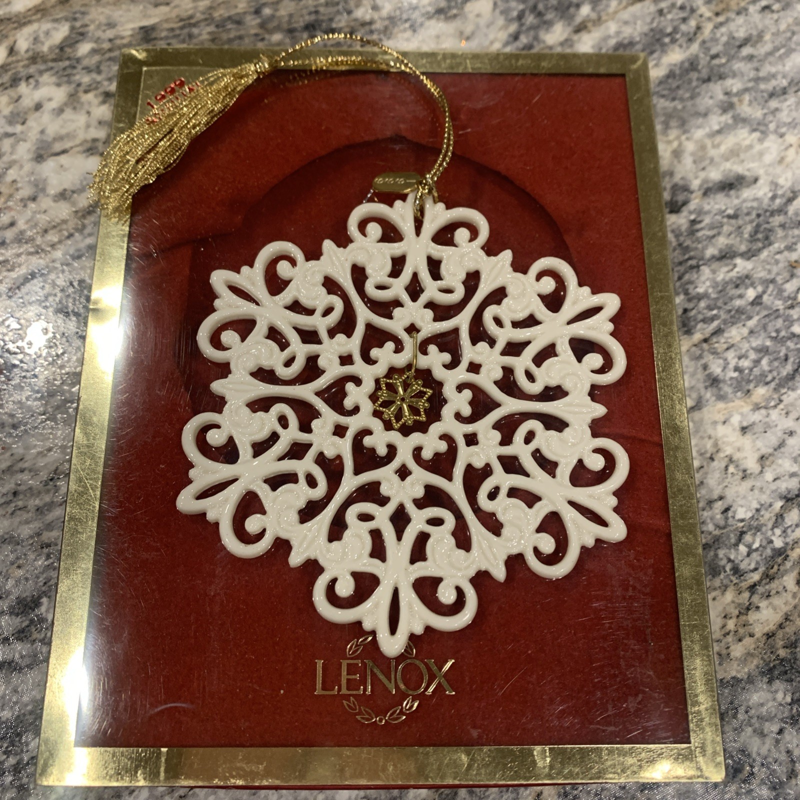 WOW Vintage Lenox Porcelain 1999 Snow Fantasies Snowflake Ornament WOW Vintage Lenox Porcelain 1999 Snow Fantasies Snowflake Ornament