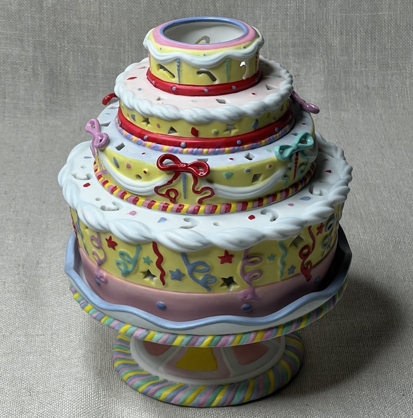 Partylite Ceramic Celebration Cake Excellent Condition With The Original Box ￼