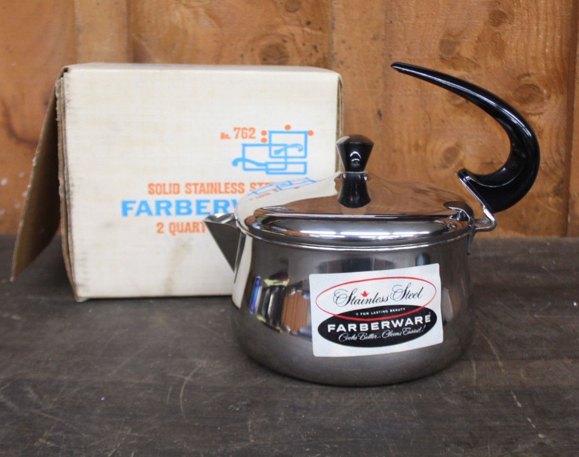 Vintage NOS Farberware 2 Qt Tea Kettle Swoop Handle MCM Design #762 Vintage NOS Farberware 2 Qt Tea Kettle Swoop Handle MCM Design #762