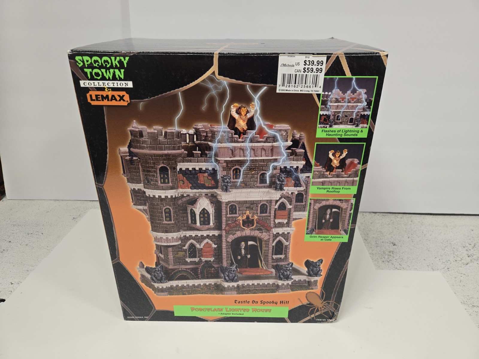 Lemax Spooky Town Castle on Spooky Hill Halloween Retired READ DESCRIPTION