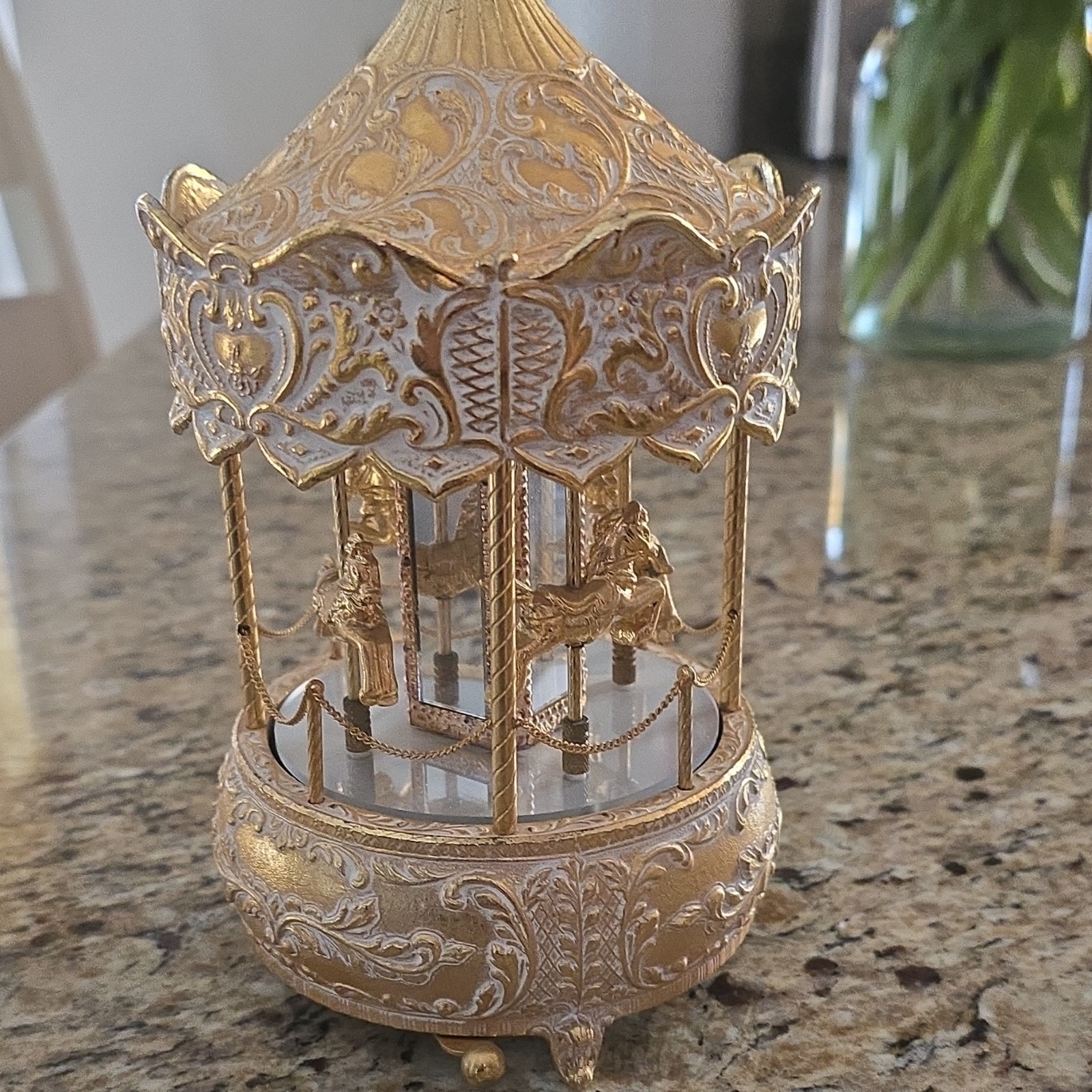 Sankyo Gold Carousel Music Box Made in Japan 1970-Now Decorative Collectible