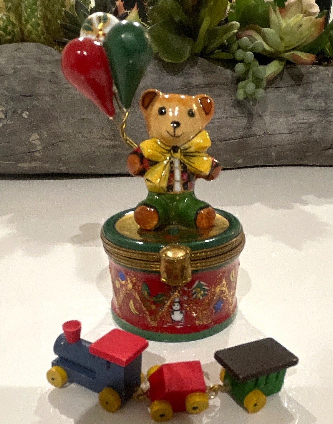 Vintage Limoges Imports Porcelain Trinket Box Teddy Bear Balloons w/ Mini Train Vintage Limoges Imports Porcelain Trinket Box Teddy Bear Balloons w/ Mini Train
