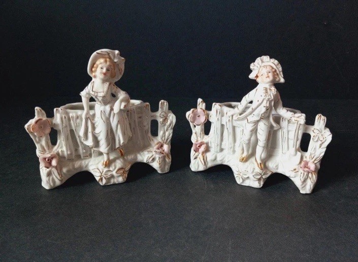 2 Vtg Porcelain Figurine, Colonial Couple White Pink Gilt Gold Planter Vase