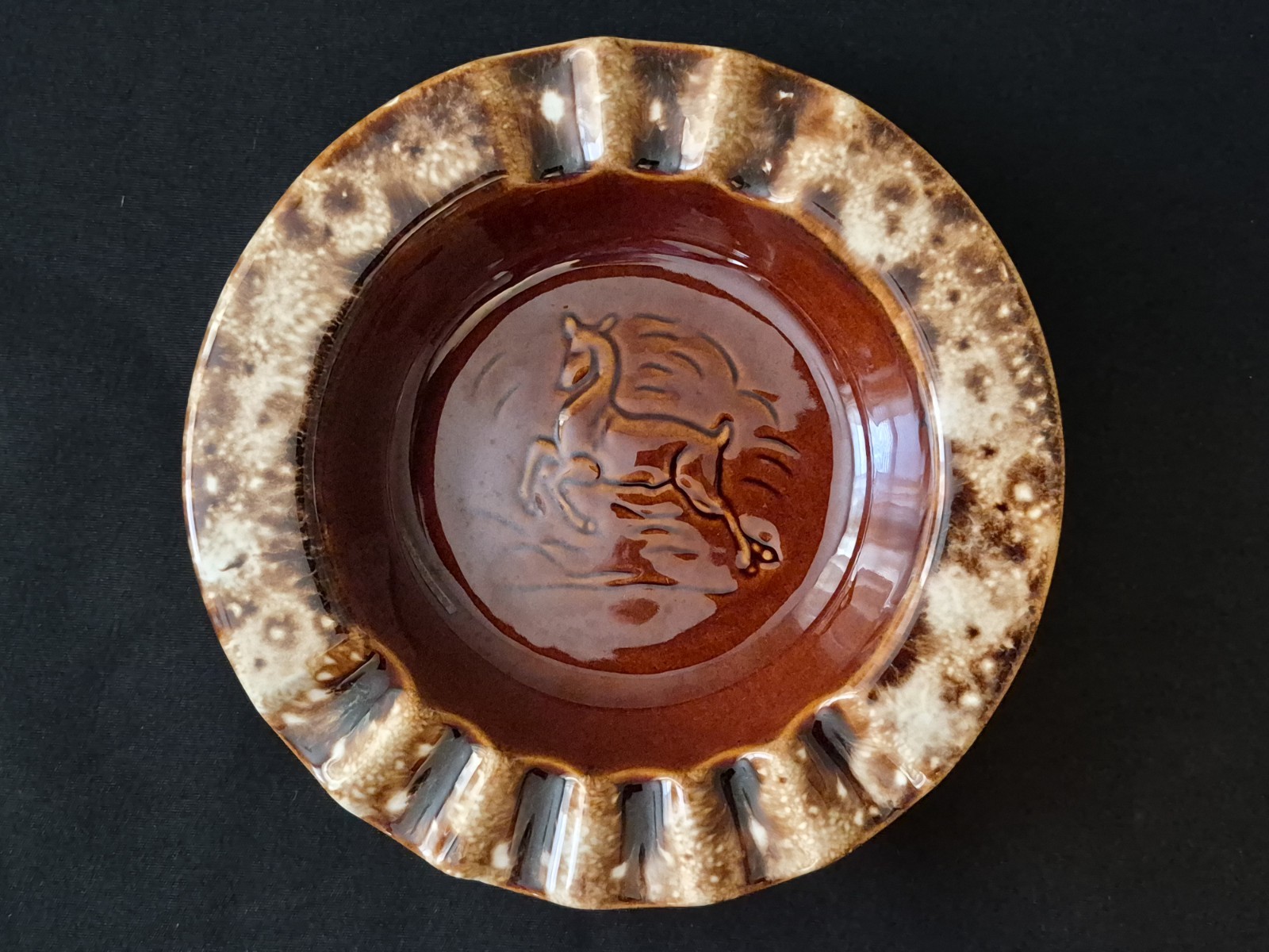 Hull USA Brown Drip Glaze Leaping Deer Ashtray Vintage Pottery 8 Hull USA Brown Drip Glaze Leaping Deer Ashtray Vintage Pottery 8