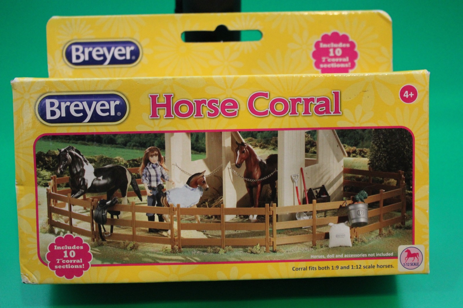 Breyer HORSE CORRAL LOOK-10-7\