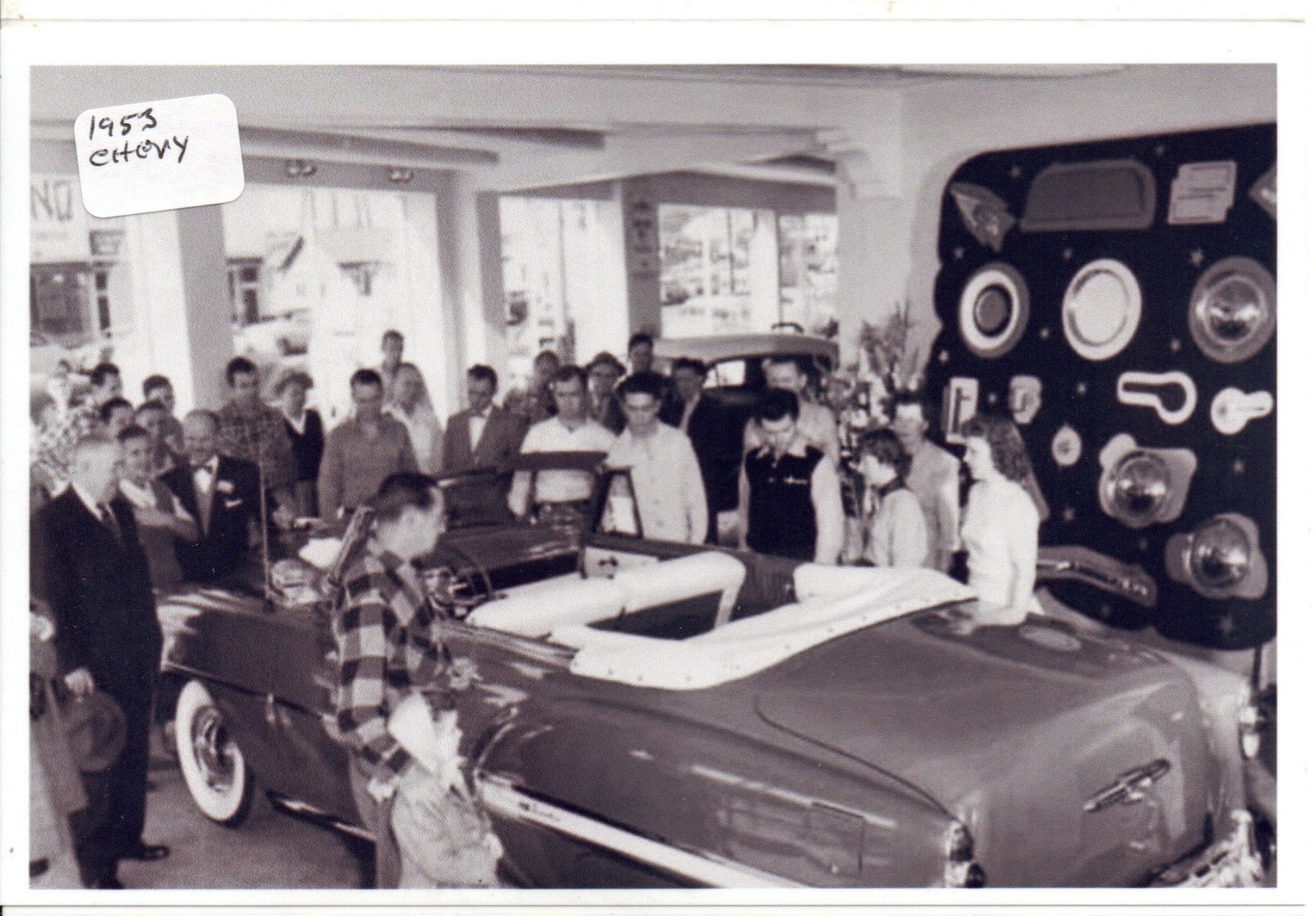 1953 Chevrolet Dealer Showroom Photo