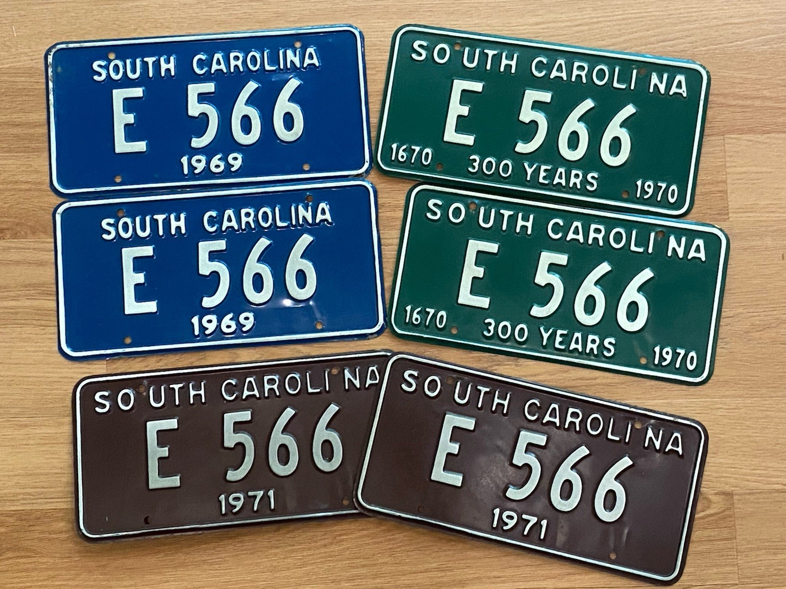 lot of 6 South Carolina license plates E566 1969,1970,1971 lot of 6 South Carolina license plates E566 1969,1970,1971