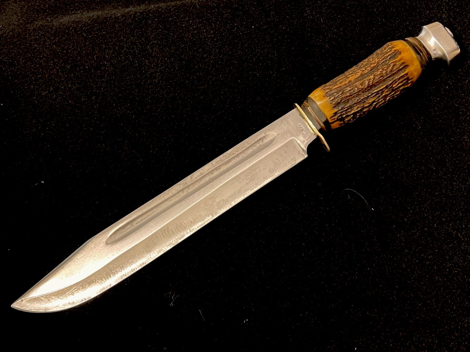 VINTG Edge Mark Solingen Germany Massive Stag 15-1/4” Bowie Knife No Sheath Used VINTG Edge Mark Solingen Germany Massive Stag 15-1/4” Bowie Knife No Sheath Used