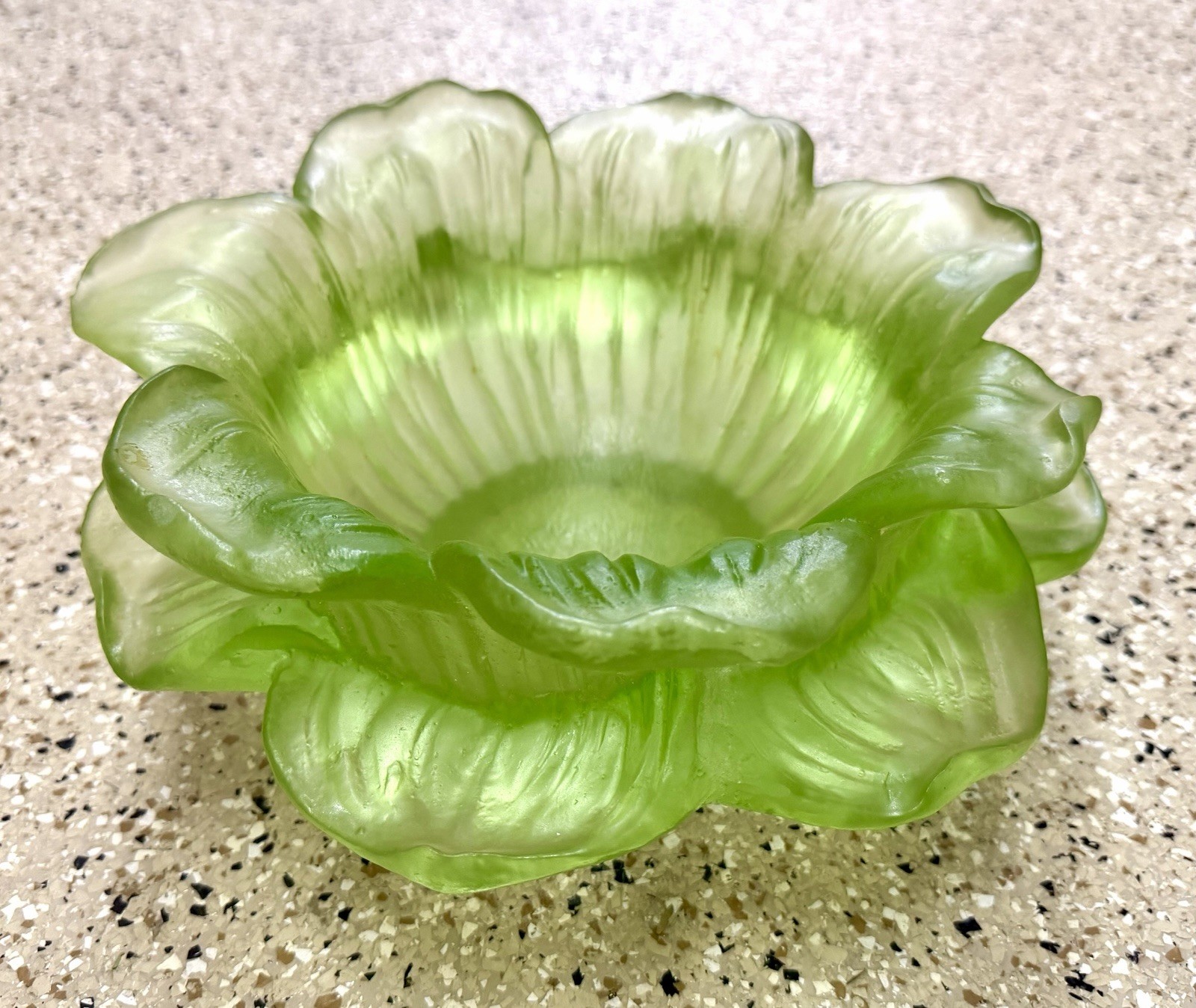 Vintage Dorothy C. Thorpe Green Frosted Cast Resin Flower Bowl Set Vintage Dorothy C. Thorpe Green Frosted Cast Resin Flower Bowl Set