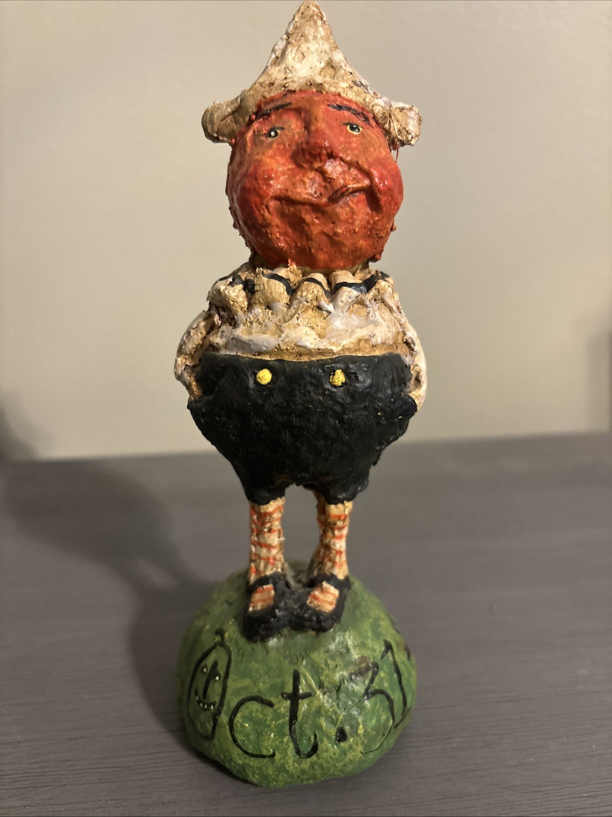 Halloween Pumpkin October 31st Figurine Folk Art 7.5in Paper Mache