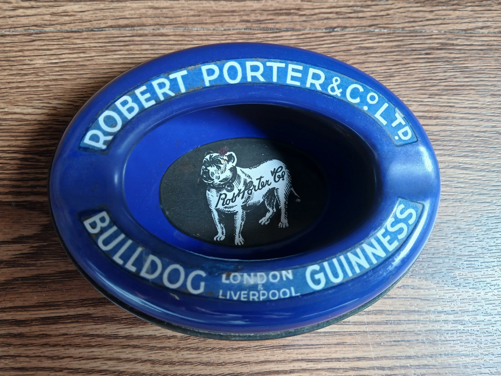 Rare vintage ROBERT PORTER & Co LTD BULLDOG GUINESS ashtray made in Germany.