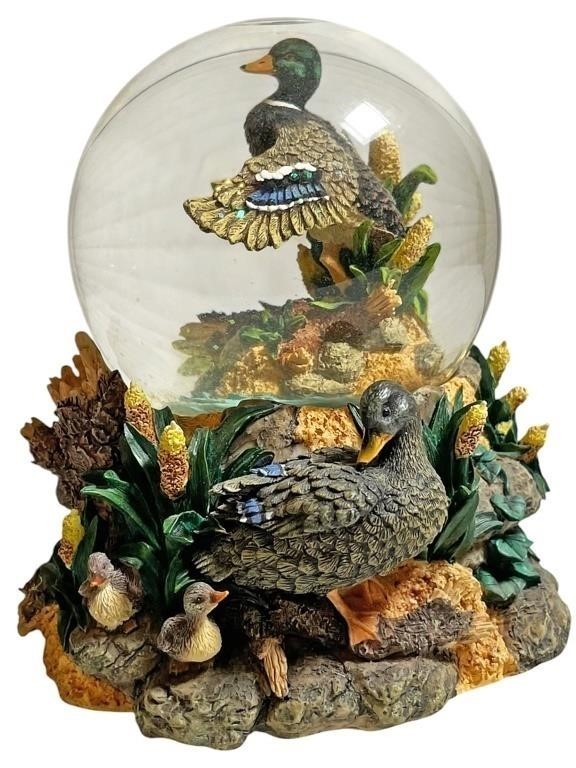 Vintage 1999 Westland Mallard Duck Musical Snow Globe #5622 Evergreen Working