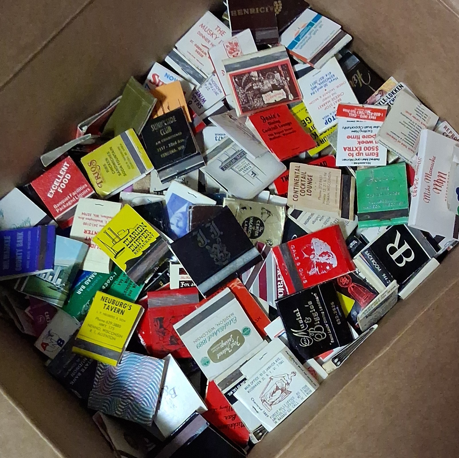 100 Vtg Partial Struck Matchbooks Large Mixed Lot Random Drawn