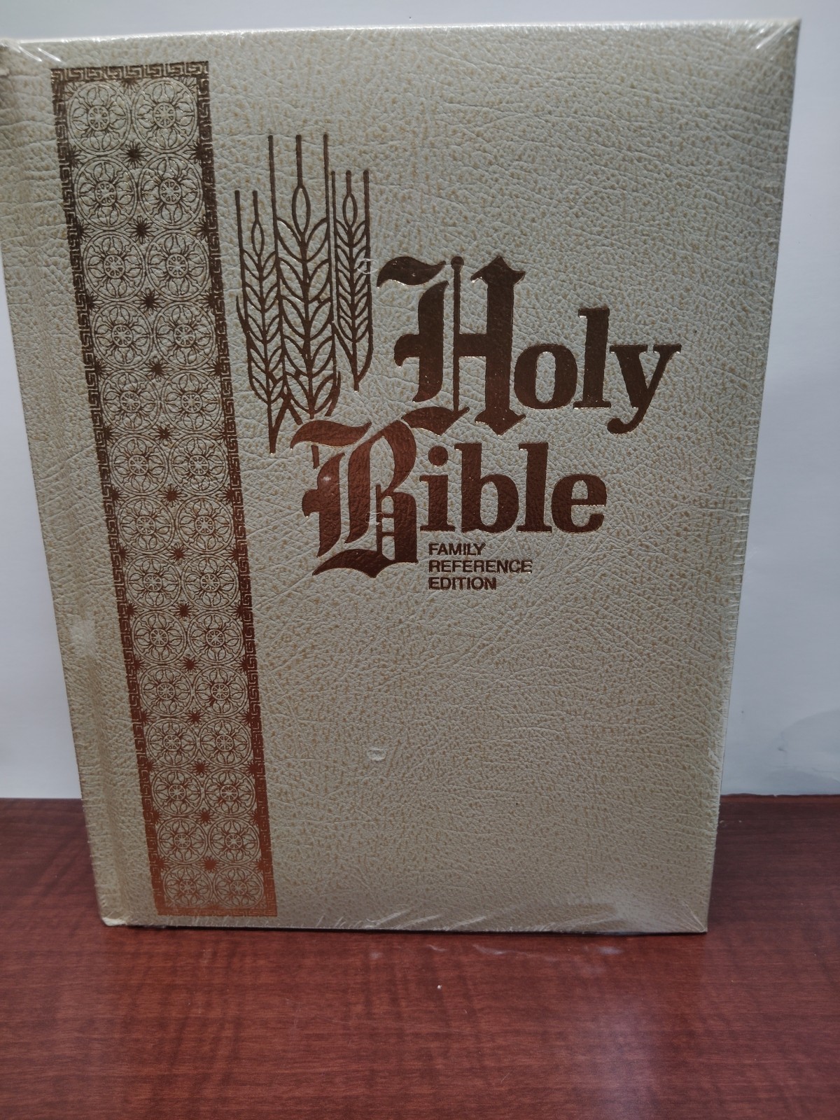 Large Holy Bible 1971 VTG King James Version Red Letter Nelson 158W Large Holy Bible 1971 VTG King James Version Red Letter Nelson 158W