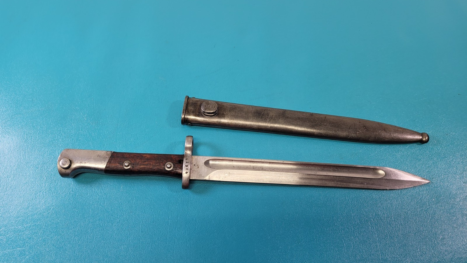 Swiss Chilean Model 1912 Mauser Bayonet Neuhausen + Scabbard Match S/N# TR1694 Swiss Chilean Model 1912 Mauser Bayonet Neuhausen + Scabbard Match S/N# TR1694