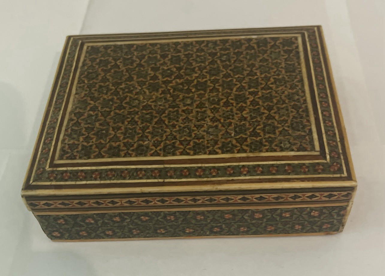 Vtg. Middle Eastern Persian Khatam Kari Jewelry Box Micro Mosaic Pattern Vtg. Middle Eastern Persian Khatam Kari Jewelry Box Micro Mosaic Pattern