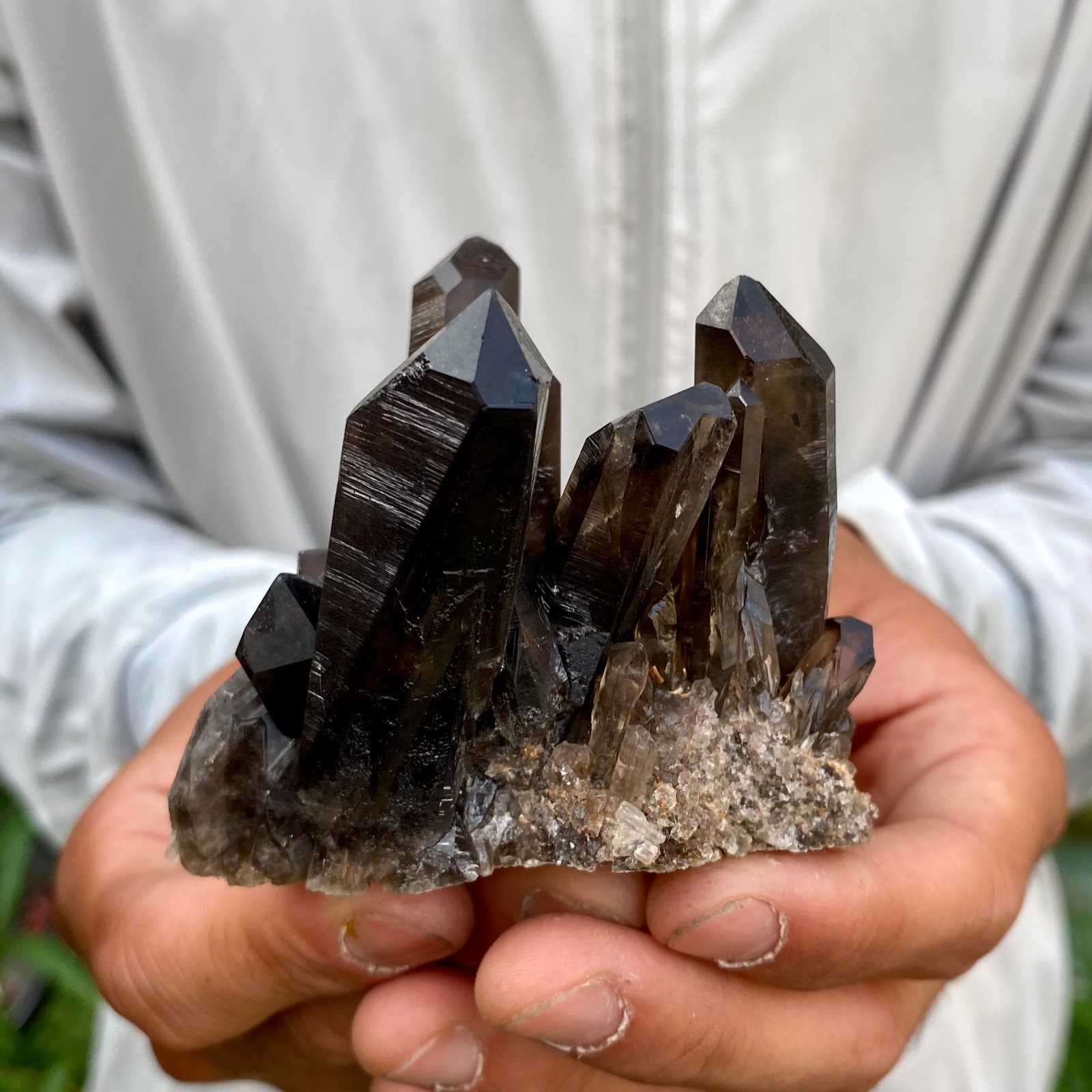 151G Natural smoky black quartz cluster crystal mineral specimen healing