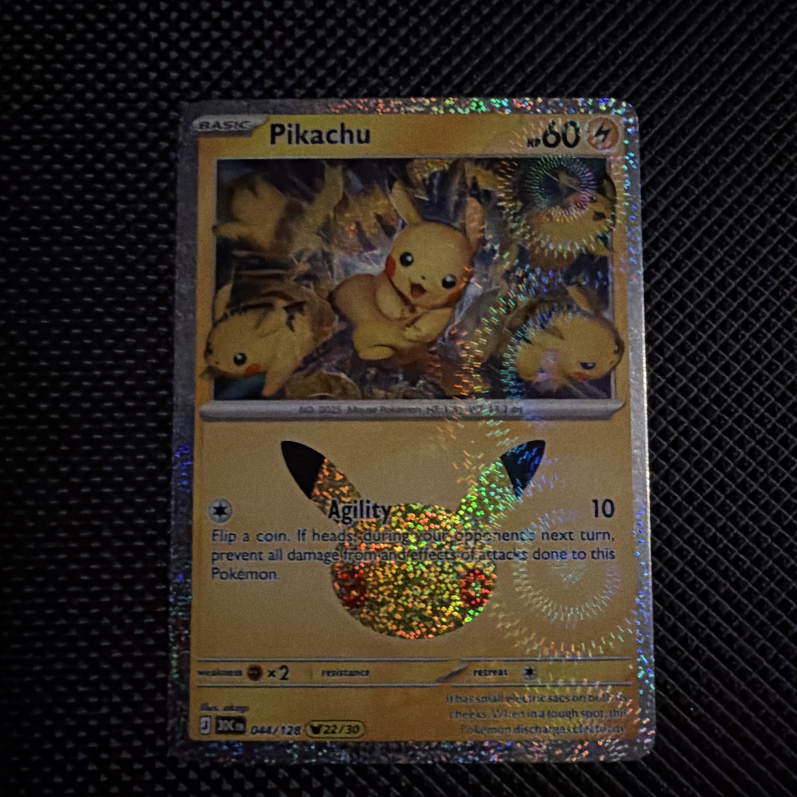 Pokémon TCG Pikachu 044/128 30th Celebration Holo Rare NM 22/30 Pokémon TCG Pikachu 044/128 30th Celebration Holo Rare NM 22/30