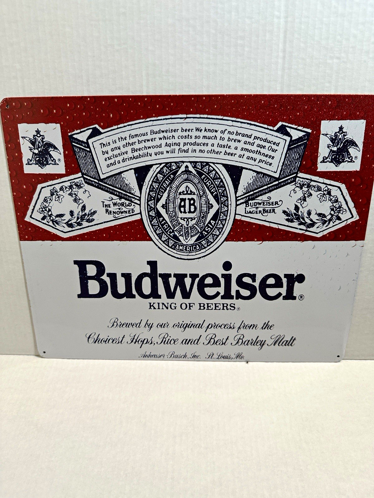 Budweiser \ Budweiser \