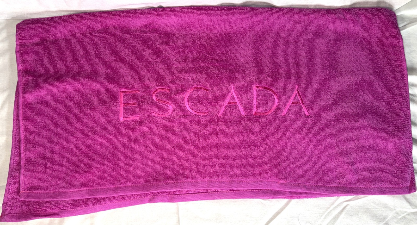 VTG Escada Pacific Paradise Perfume Pink Cotton Bath Beach Pool Towel Promo Rare