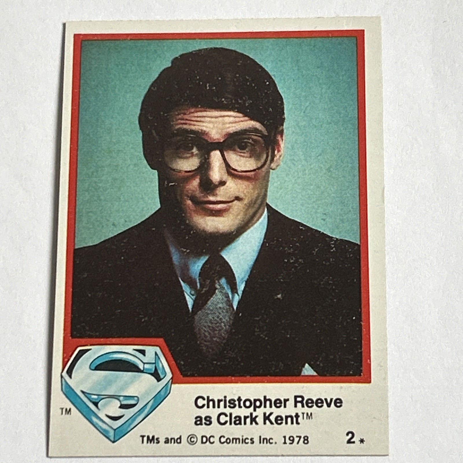 Christoper Reeve As Clark Kent - 1978 Topps Superman the Movie #2 Christoper Reeve As Clark Kent - 1978 Topps Superman the Movie #2