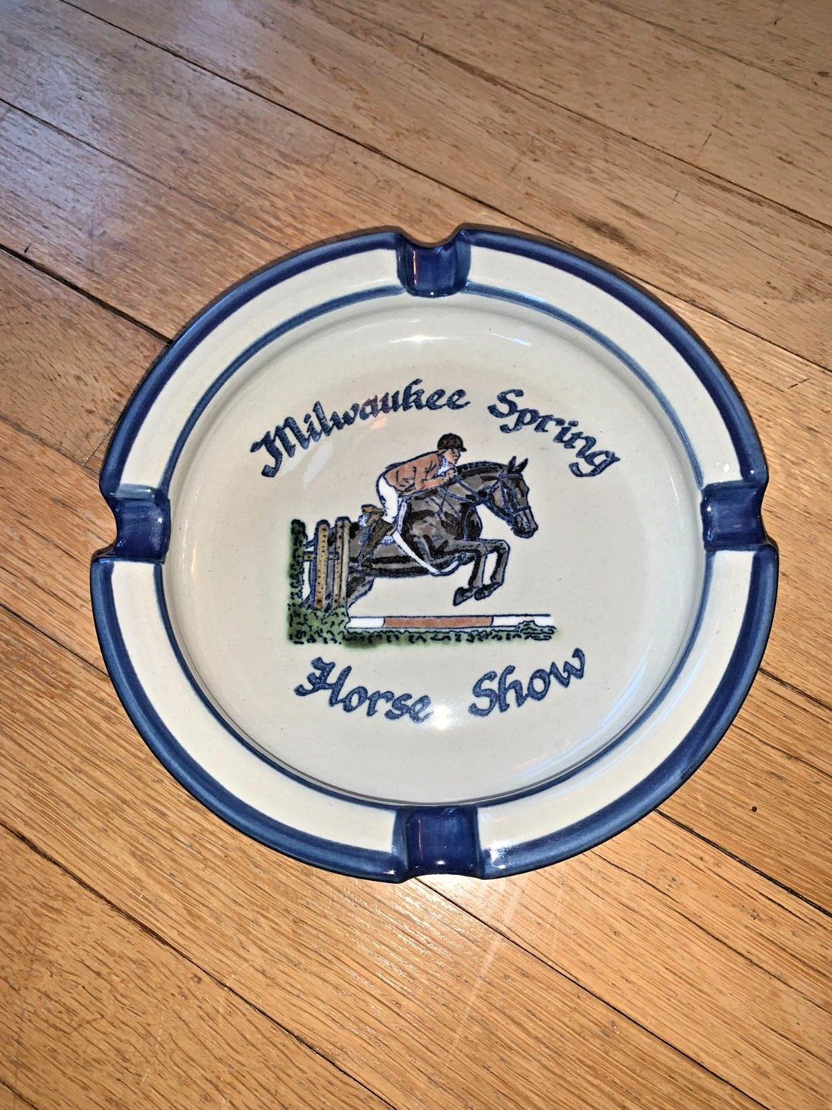 Louisville Stoneware Milwaukee Spring Horse Show Ashtray