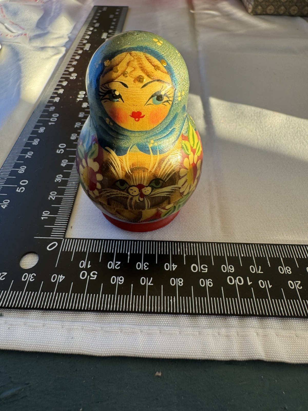 Vintage Russian Nesting Dolls Matryoshka 5pc Set Girl Holding Cat Kitty Wood Vintage Russian Nesting Dolls Matryoshka 5pc Set Girl Holding Cat Kitty Wood