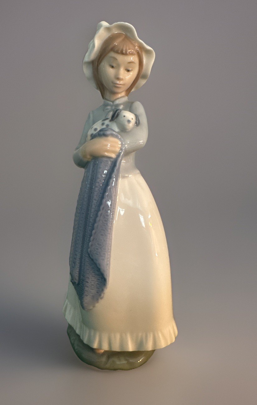 Lladro Nao #241 Girl Holding Puppy in Blanket Collectible Porcelain Figurine