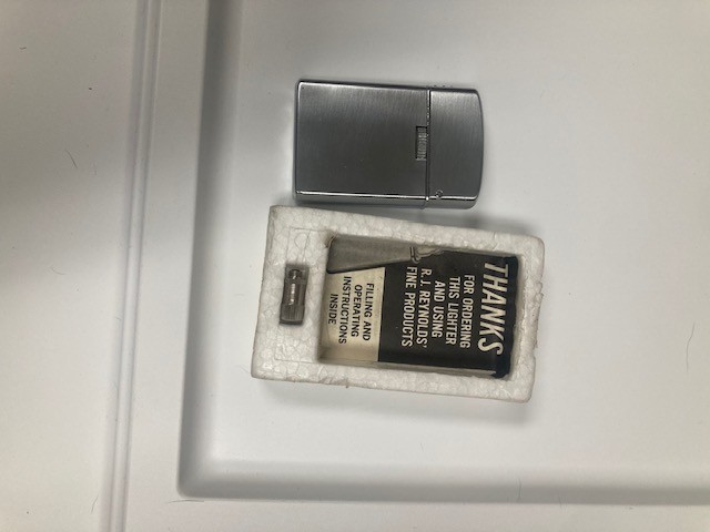Vintage Sarome Slim Pocket Lighter R.J. Reynolds Promotional Unfired NOS Japan B Vintage Sarome Slim Pocket Lighter R.J. Reynolds Promotional Unfired NOS Japan B