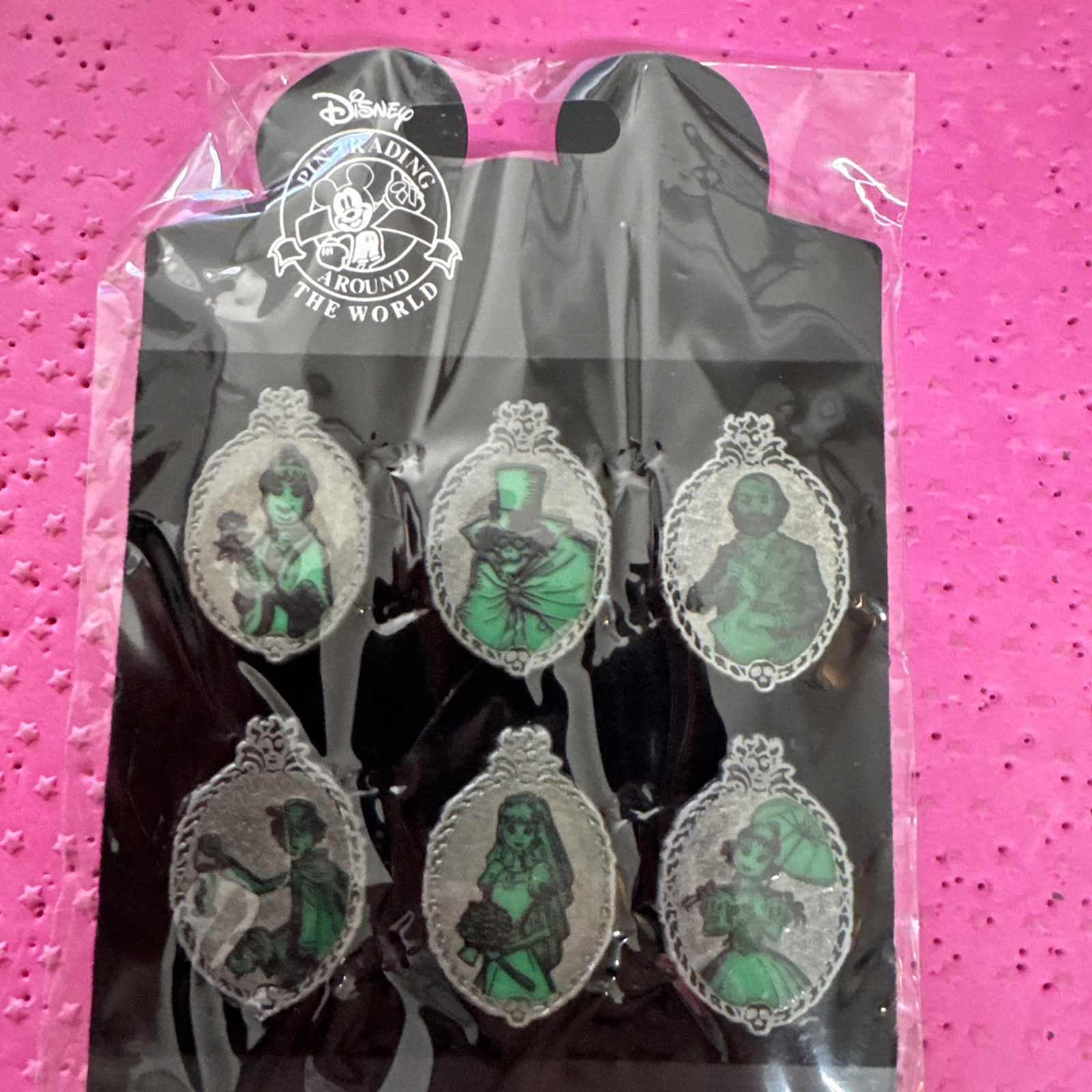 6 Pin Haunted Mansion Glow In The Dark Portraits Disney Trading Pins On Card New
