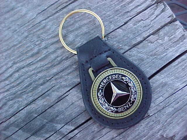 MERCEDES BENZ GOLD LEATHER KEY FOB VINTAGE NOS HI-QUALITY FINE TOP GRAIN MERCEDES BENZ GOLD LEATHER KEY FOB VINTAGE NOS HI-QUALITY FINE TOP GRAIN