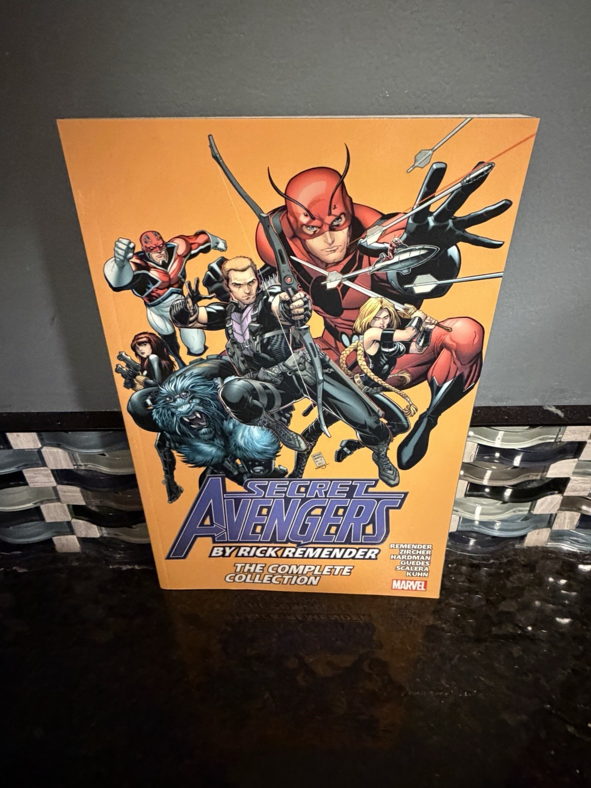 SECRET AVENGERS BY RICK REMENDER: THE COMPLETE COLLECTION [Paperback] Remender,