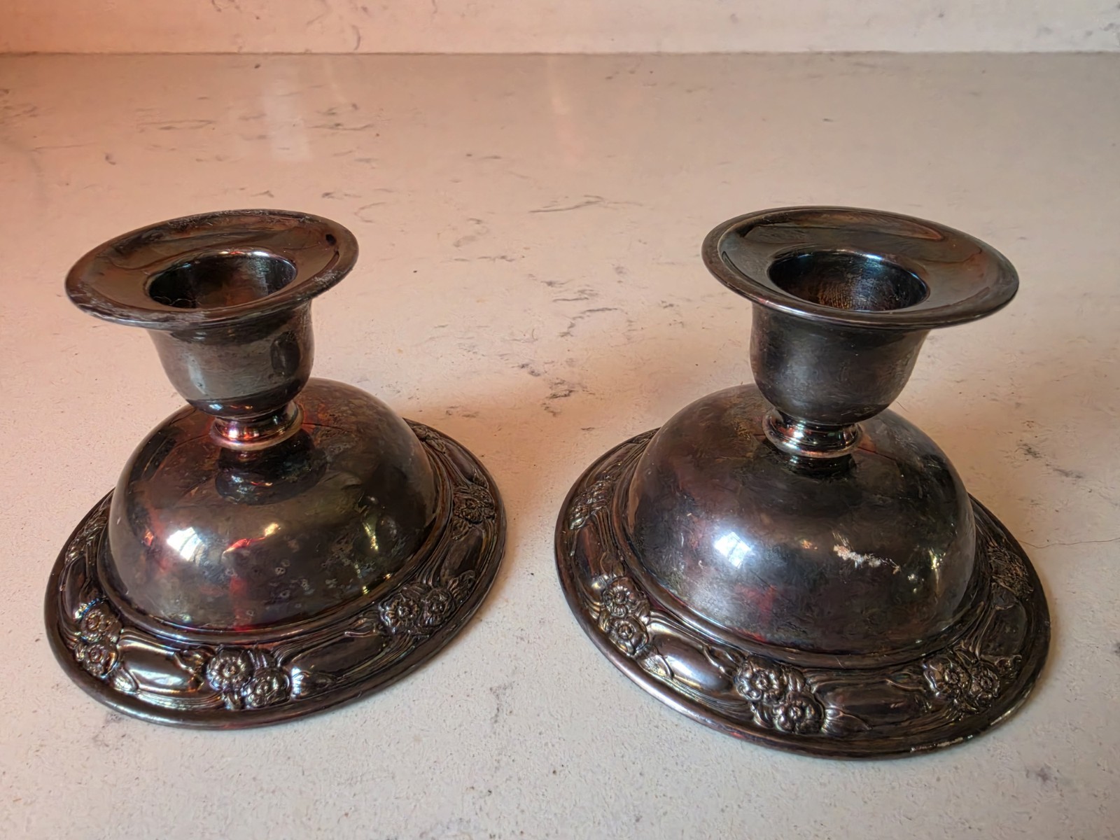 Vintage 2 Pc Park Lane William A. Rogers Oneida Silversmith Silver Candleholders Vintage 2 Pc Park Lane William A. Rogers Oneida Silversmith Silver Candleholders