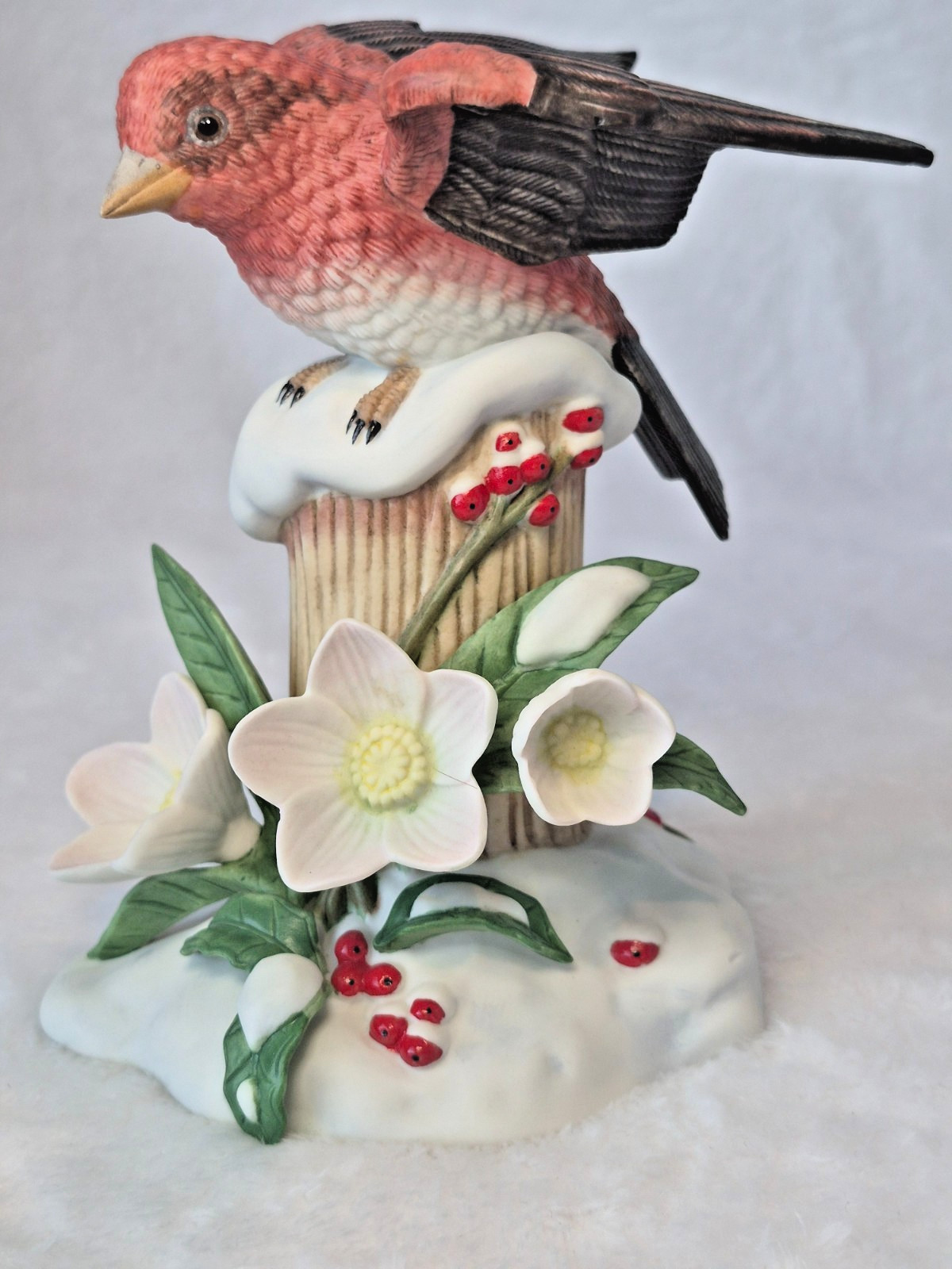 Lenox 2011 Christmas Purple Finch Figurine Limited Edition - Mint Condition