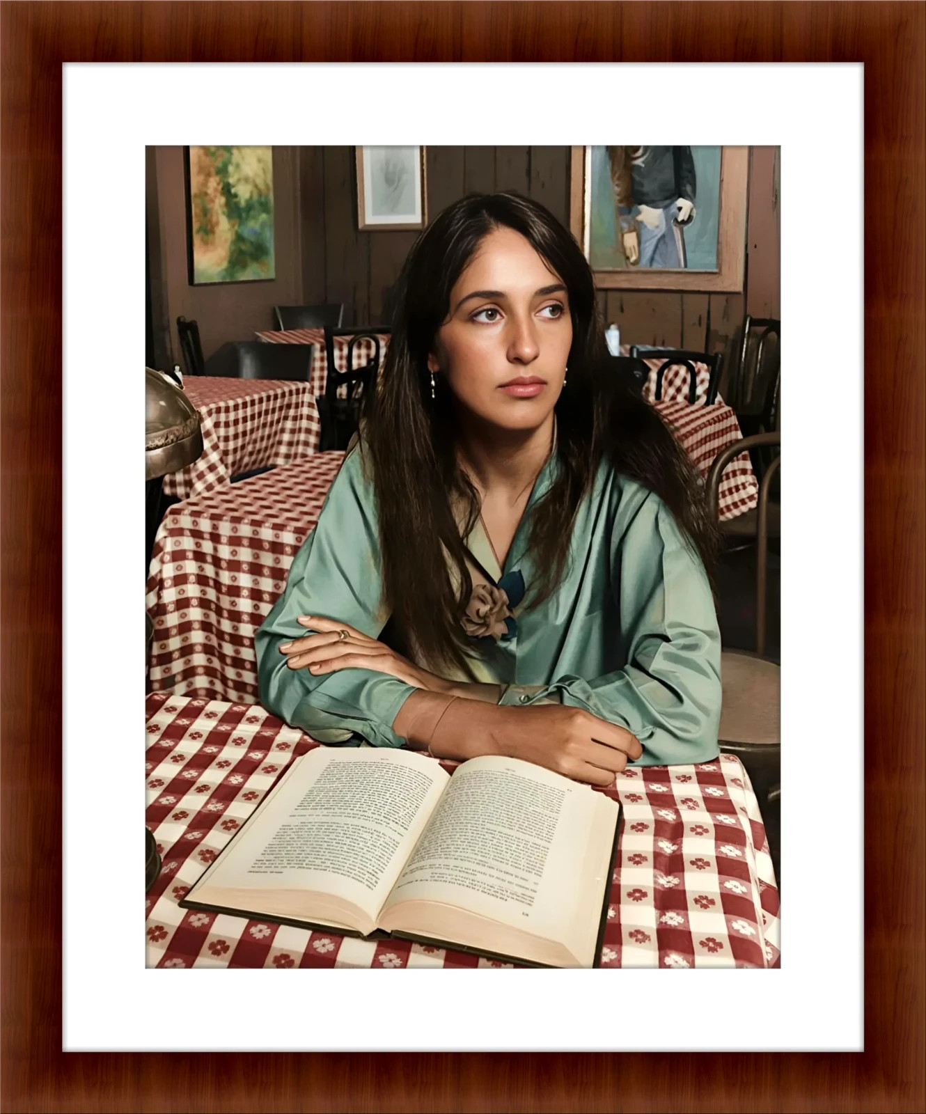 Joan Baez 8.5 x 11 Color Unframed Collectable Photograph