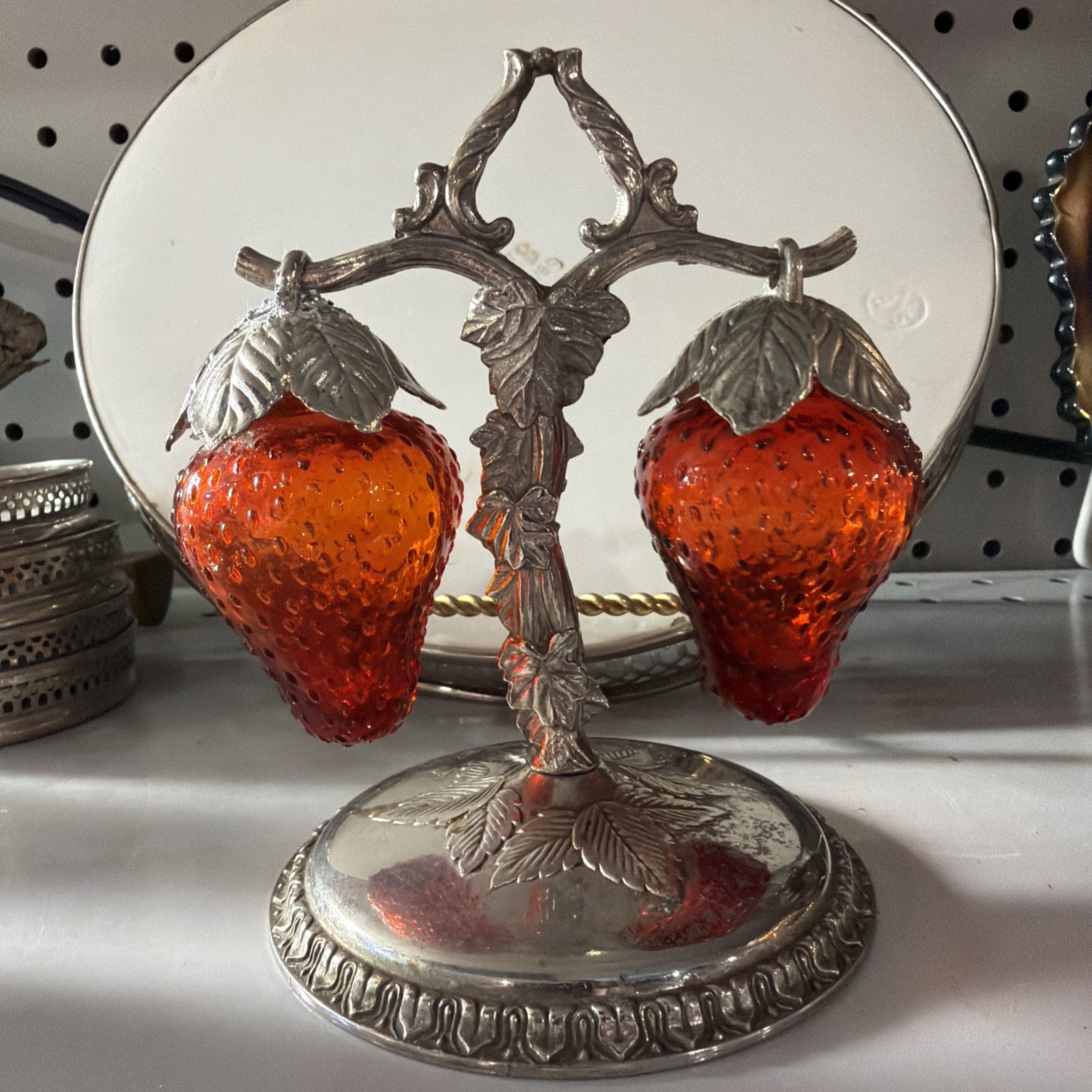 Vintage Red Glass Strawberry Salt Pepper Shakers Hanging Cruet Set Stand. 5” Vintage Red Glass Strawberry Salt Pepper Shakers Hanging Cruet Set Stand. 5”